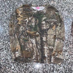 game winner camouflage long sleeve size small